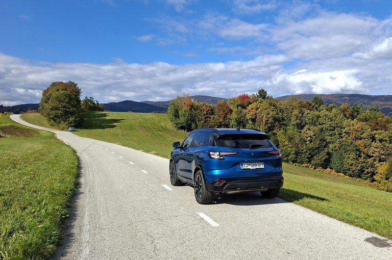 Test: Renault Austral E-Tech Hybrid 200 esprit Alpine - Samosvoj ali samovšečen?