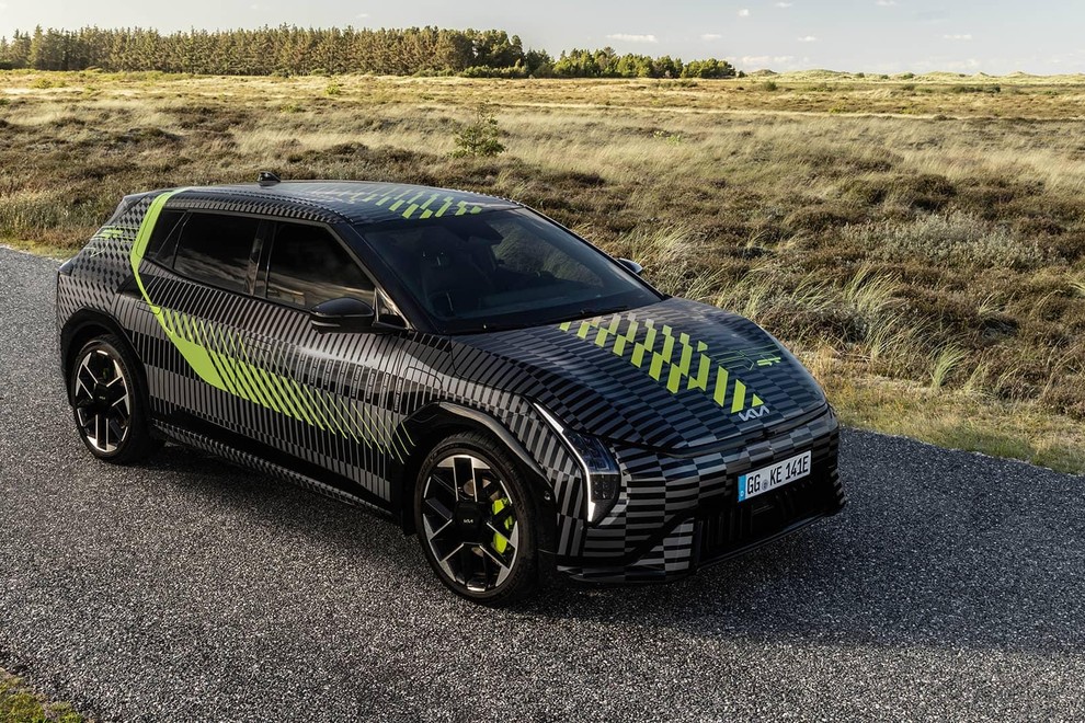 Tako bo Kia zakamuflirala svoje nove električne prototipe (Avtor/Vir: Kia) Tako bo Kia zakamuflirala svoje nove električne prototipe