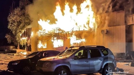 Izredne razmere v Ukrajini: veliko padcev, nekaj vzponov in negotova prihodnost