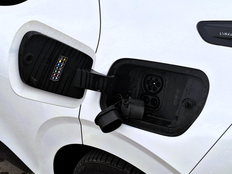 Test: Lynk & Co 02 More -  Električni in stilski izziv