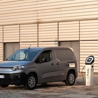 Fiatov dostavnik Doblo jih je obrnil petindvajset