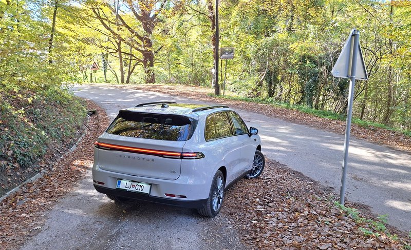 Test: Leapmotor C10 - Koliko evropskega pridiha ponuja?