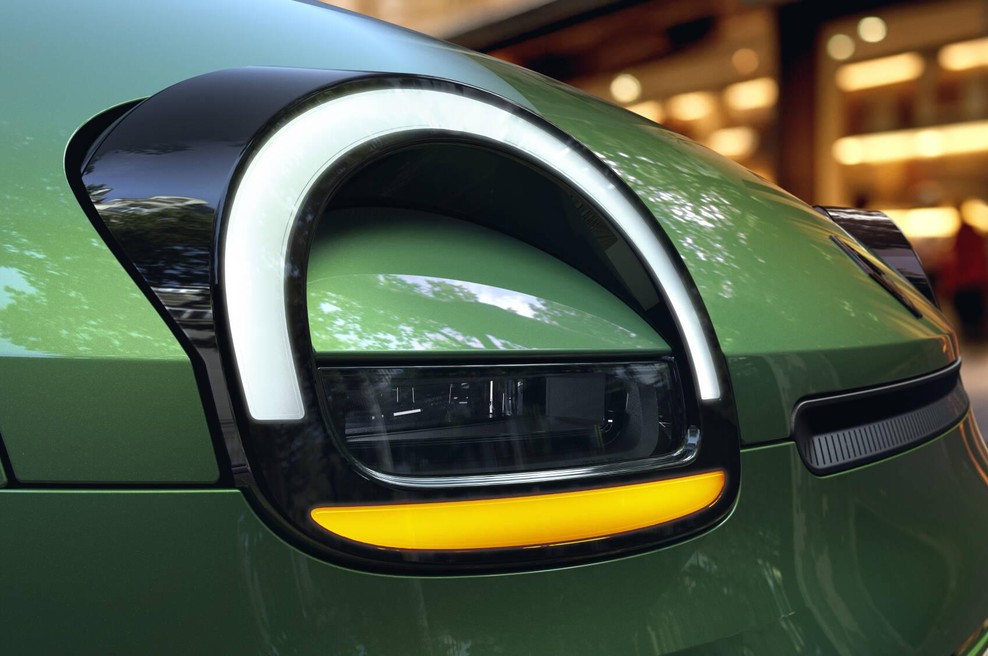 V Novem mestu je pestro. Prvi Twingi že zapuščajo proizvodne linije (foto: Renault)