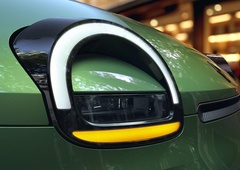 V Novem mestu je pestro. Prvi Twingi že zapuščajo proizvodne linije