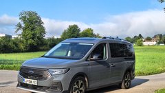 Test: Ford Tourneo Connect EcoBoost PHEV Active - Petdeset odtenkov uporabnosti