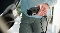 Tudi baterije priključnih hibridov se starajo, ali res zdržijo življenjsko dobo avtomobilov?