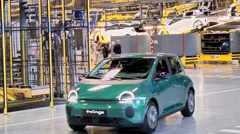 Martinovo bi lahko tokrat v novomeškem Revozu preimenovali v Twingovo