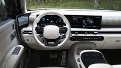 Novi Hyundai Nexo se z vodikom napolni v času kratkega postanka za kavo