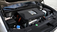 Novi Hyundai Nexo se z vodikom napolni v času kratkega postanka za kavo