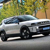 Novi Hyundai Nexo se z vodikom napolni v času kratkega postanka za kavo