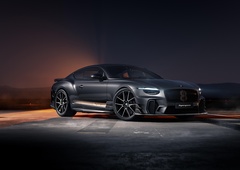 Prvi v zgodovini z zadnjim pogonom, a le za redke