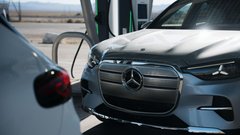 Medtem ko je kriza vse globlja, je ugled še vedno na visoki ravni