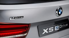 Medtem ko je kriza vse globlja, je ugled še vedno na visoki ravni