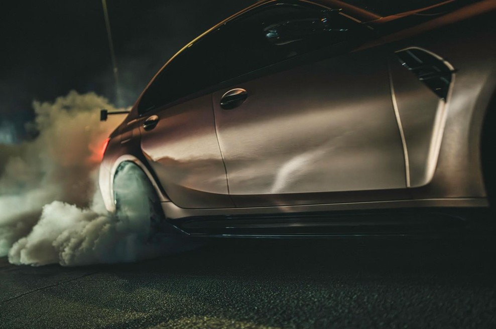 To je omejitev, ki jo država načrtuje za električne avtomobile. V imenu varnosti bodo očitno postali še manj zabavni (foto: Profimedia)