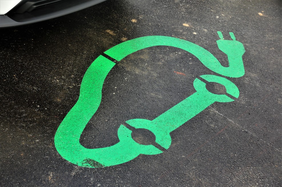 Slovenija bo dobila polnilni park. Znana je lokacija in komu bo vse namenjen (foto: BoBo)