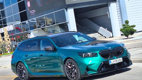 Test: BMW M5 Touring – Težkokategornik med porcelanom