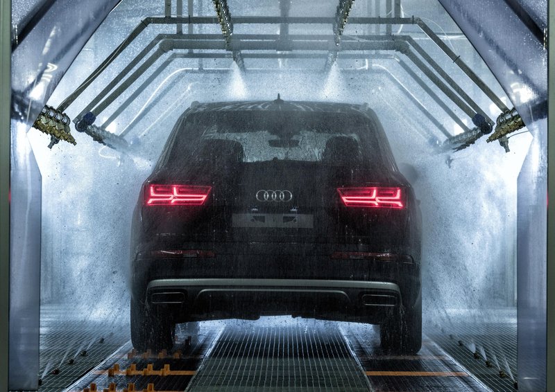 Audi na ameriško stran Atlantika z novim oglatim športnim terencem