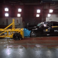 To so najbolj varni avtomobili leta 2025. Pri Euro NCAP so razkrili rezultate zadnjih testiranj