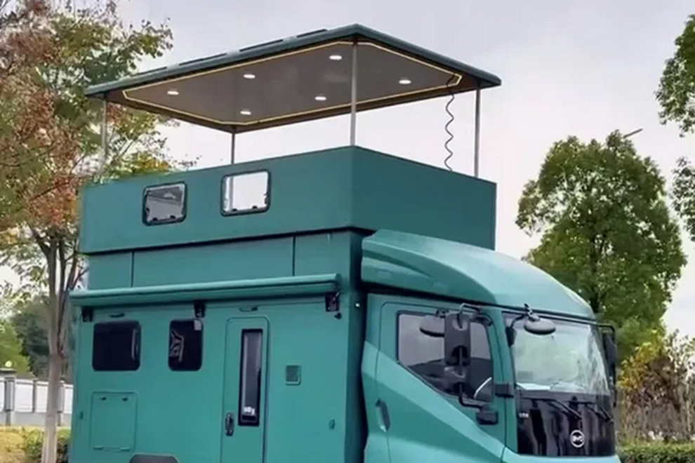 Kitajski avtodom za uporabnike z domišljijo in željo po uživanju