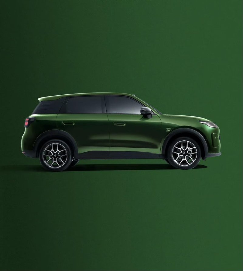 Prihaja Leapmotor A10, še eden od »nadležnih« kitajskih tekmecev