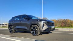 Z manjšimi in lažjimi platišči ter pnevmatikami z višjimi boki, bi imelo podvozje manj zahtevno delo,