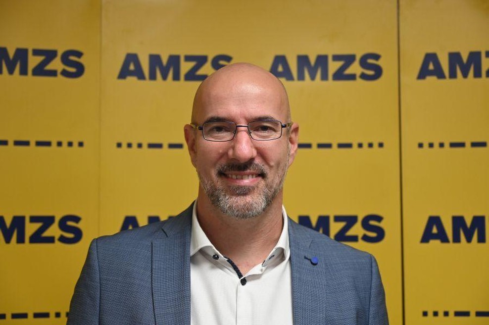 To je novi predsednik AMZS. Ob izvolitvi je predstavil tudi svoje cilje in želje (foto: AMZS)