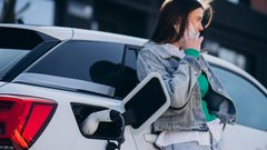 Alarm v Nemčiji: umetno napihovanje prodajnih številk za električne avtomobile