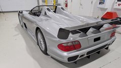 Znanemu olimpijskemu športniku so zasegli milijonskega superšportnika. Narejenih je bilo le šest