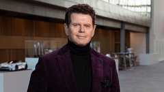 Odgovornega za enega najbolj kontroverznih avtomobilov lanskega leta so na silo odstranili iz pisarne. Kaj sledi?