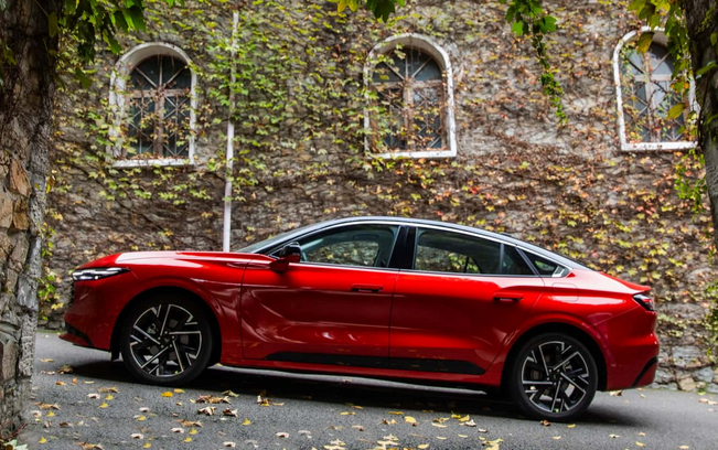 Vrnitev odpisanega: tam nekje daleč je oživljeni Fordov »svetovljan« Mondeo