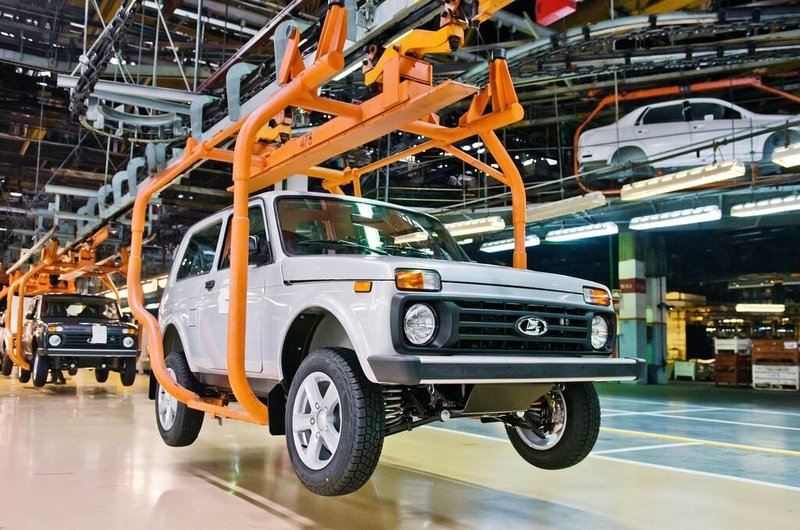 Napovedi kažejo, da se ruski avtomobilski trg dobesedno potaplja