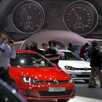 Odločitve o usodi bencinskih in dizelskih motorjev še ne bo 10. decembra