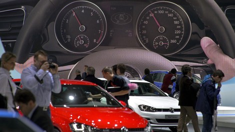 Odločitve o usodi bencinskih in dizelskih motorjev še ne bo 10. decembra