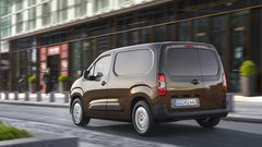 Na grbi jih ima že štirideset, a jih dobro skriva