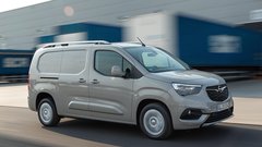 Na grbi jih ima že štirideset, a jih dobro skriva