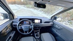Test: Ford Transit Courier Furgon Kombi 1,0 - Tri v (zadnjo) vrsto ...