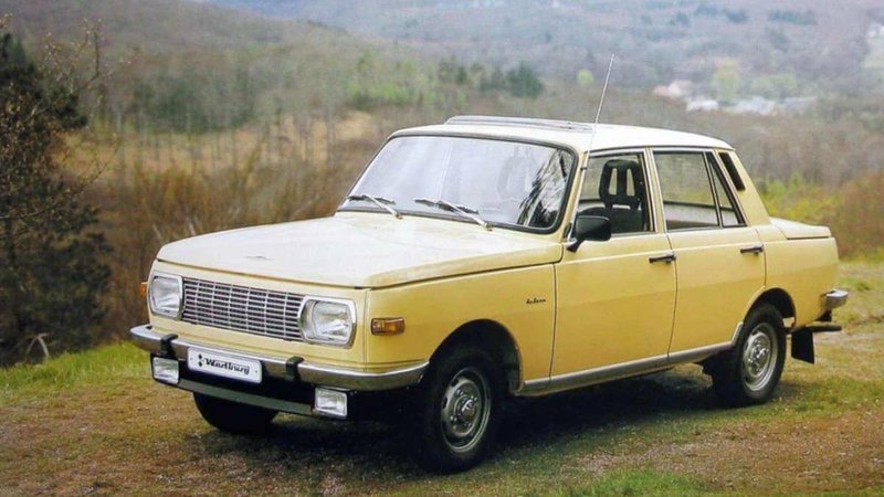 Vzhodnonemški »smrdljivec« jih bo prihodnje leto obrnil sedemdeset