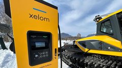 Snežna mačka se lahko z elektriko po zasneženih pobočjih lahko podi tudi do pet ur