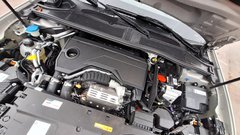 Test: DS N.4 Hybrid Etoile - Napad na germansko filozofijo