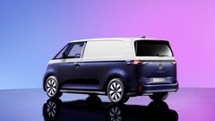 Kia PV5 in Volkswagen ID. Buzz:  Oba z enakim ciljem, a z različnim pristopom