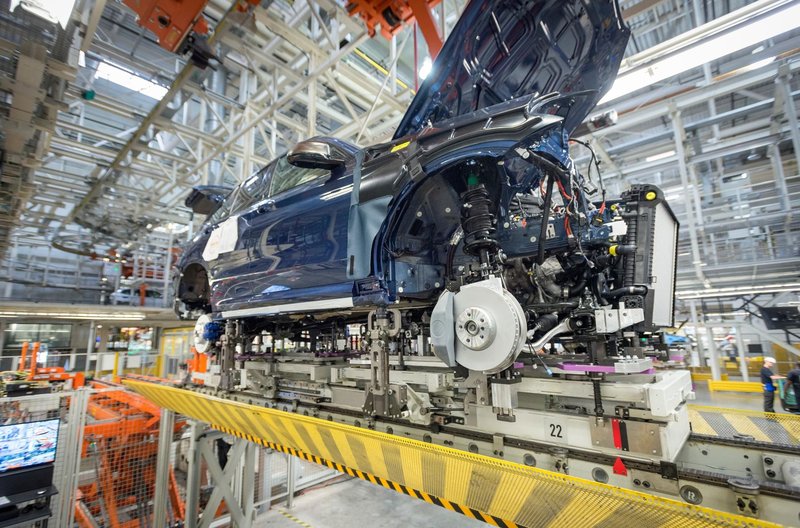 AvtomobiIska industrija pod nenehnim pritiskom, najslabše se piše nemškim znamkam