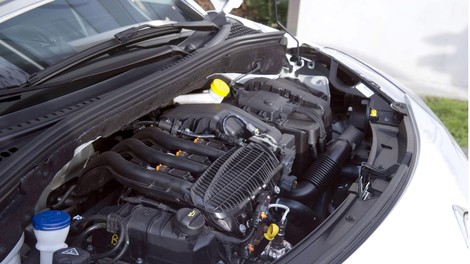 Stellantis v množičen vpoklic avtomobilov. Preverite kateri avtomobili in koliko njih je na udaru