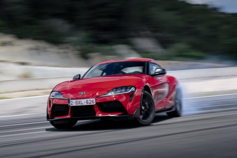 To so avtomobili, ki bodo v letu 2026 odšli  v bolj ali manj zaslužen pokoj