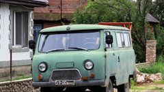 V Rusiji je še tri milijone avtomobilov iz svinčenih časov