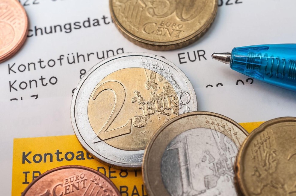 So vam z računa odtegnili 89,90 evra: strokovnjaki razkrivajo, zakaj in kaj lahko storite (foto: Profimedia)