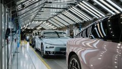 Severnim sosedom gre v avtomobilski industriji bolje kot pri smučarskih skokih