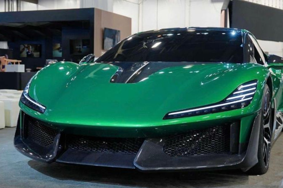 Znamka, znana po sesalcih za prah, je predstavila svoj prvi superšportni avtomobil, ki zna marsikaj, le sesati ne (foto: CarNewsChina.com)