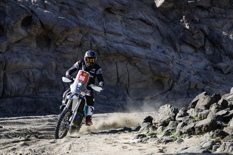 Sanders v vodstvu, Marčič reševal življenje