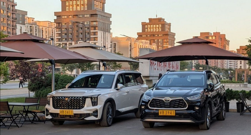 Zdaj lahko kupujejo avtomobile, a država ima še vedno vse pod nadzorom