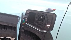 Test: Renault 4 E-Tech electric - Večen kot par hlač iz jeansa …